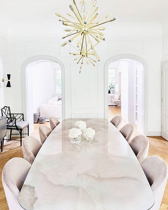 стол из камня обеденный